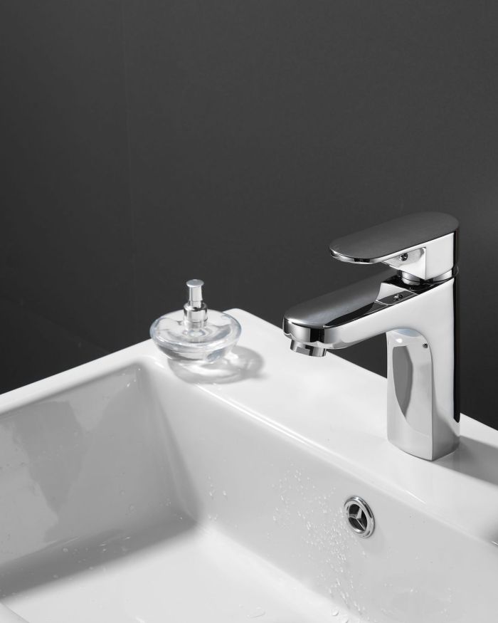 OE Anubis Bathroom Basin Mixer Tap with Waste – Premium Brass Body, Single Lever, Chrome Finish, Sedal Ceramic Disc Cartridge, Deck Mounted, 5 Year Warranty
